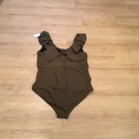 Women’s Plus Size V Neck Tummy Control Ribbed Ruffle One Piece Bathing Suit - Picture 4 of 5